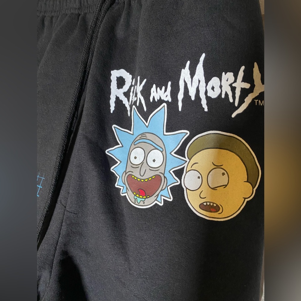 Rick & Morty Adult Swim Men’s Sz S Black Fleece Shorts Rue21 NWT $29.99 - Picture 3 of 7
